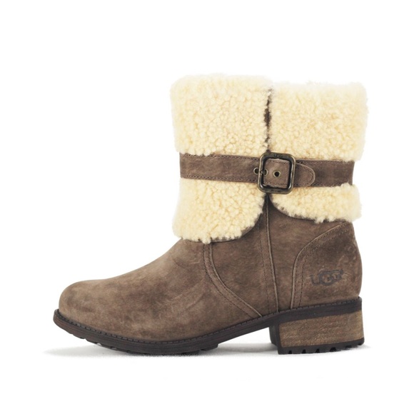 UGG AUSTRALIA BLAYRE II SUEDE BOOT - Picture 2 of 6